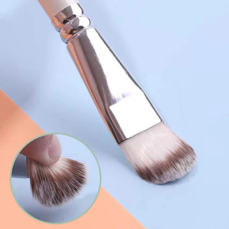 Sakura Filbert Paint Brush